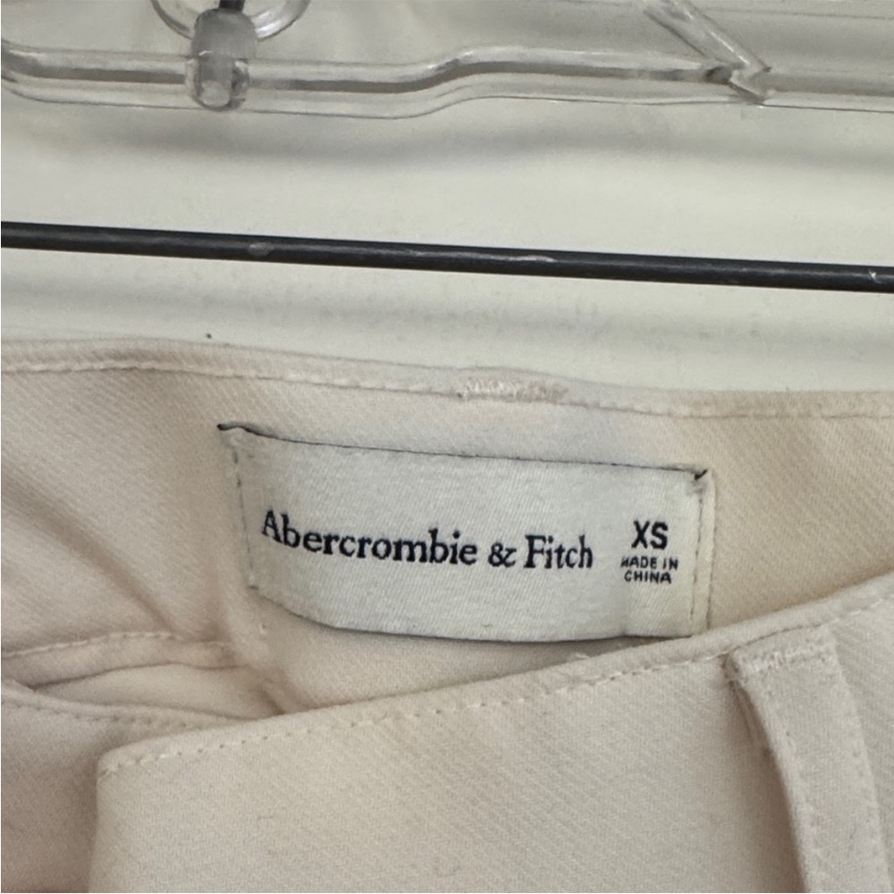 Abercrombie & Fitch Cream Women’s Tailored High Waist Dress Pants in Size XS - Picture 8 of 11